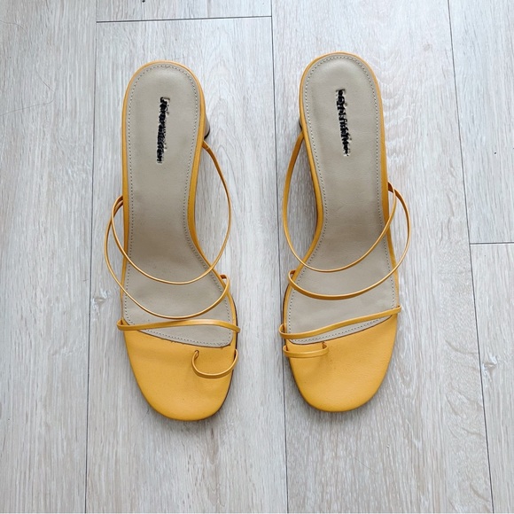 Reformation Rachel Heeled Sandal - Picture 3 of 8